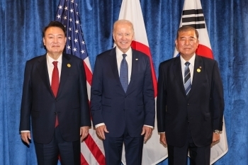 日米韓首脳会合