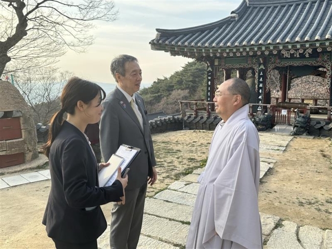 円牛浮石寺住職との懇談